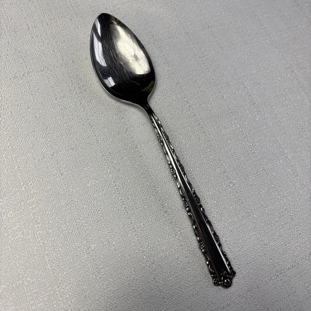 Oneida CHERIE‎ Stainless Solid Serving Spoon Deluxe Glossy Flatware
